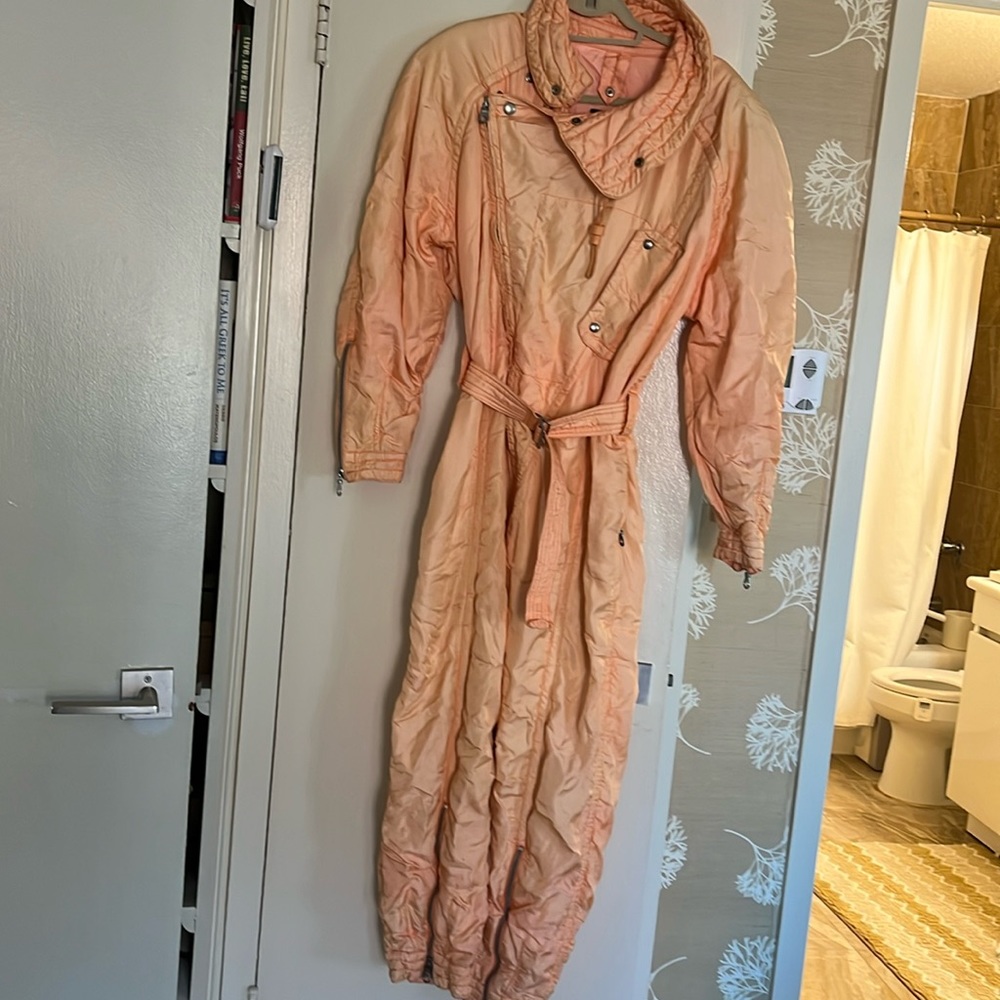 JET SET VINTAGE SKI SUIT